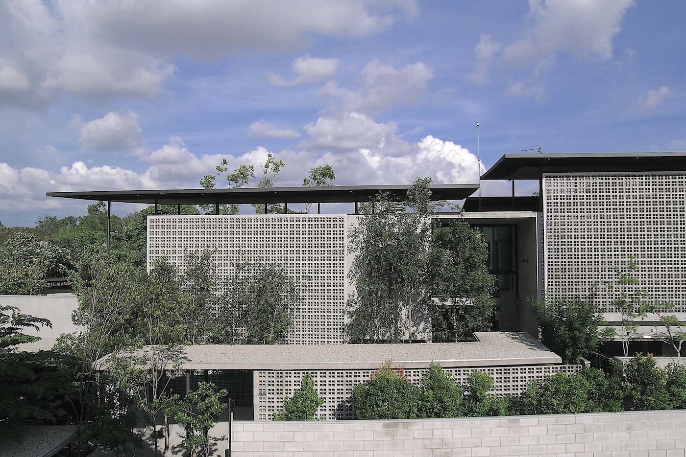 floating roofs and vented skins for the cooling machine of moving air - october 2005